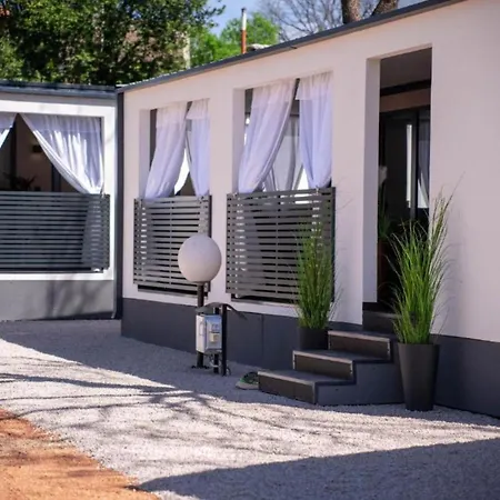 Lux Mobile Homes