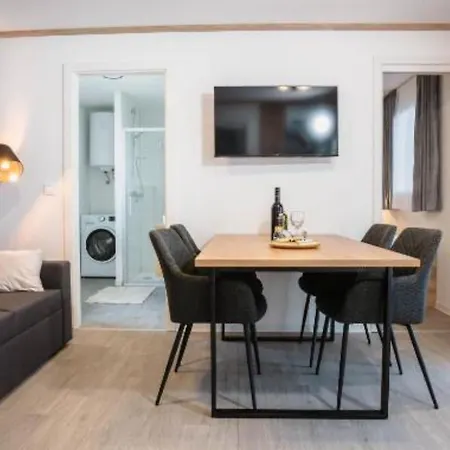 Lux Mobile Homes