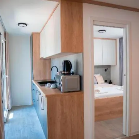 Lux Mobile Homes