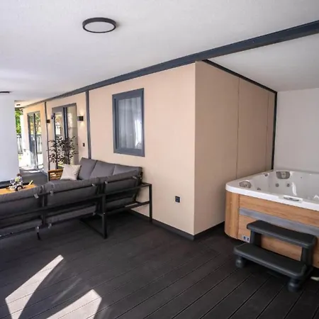 Lux Mobile Homes Hébergement de vacances Vodice