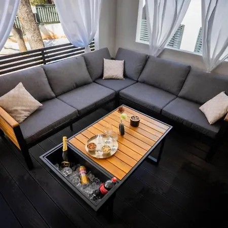 Lux Mobile Homes