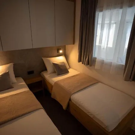 Lux Mobile Homes * Vodice